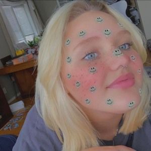 Meet your Posher, Kat